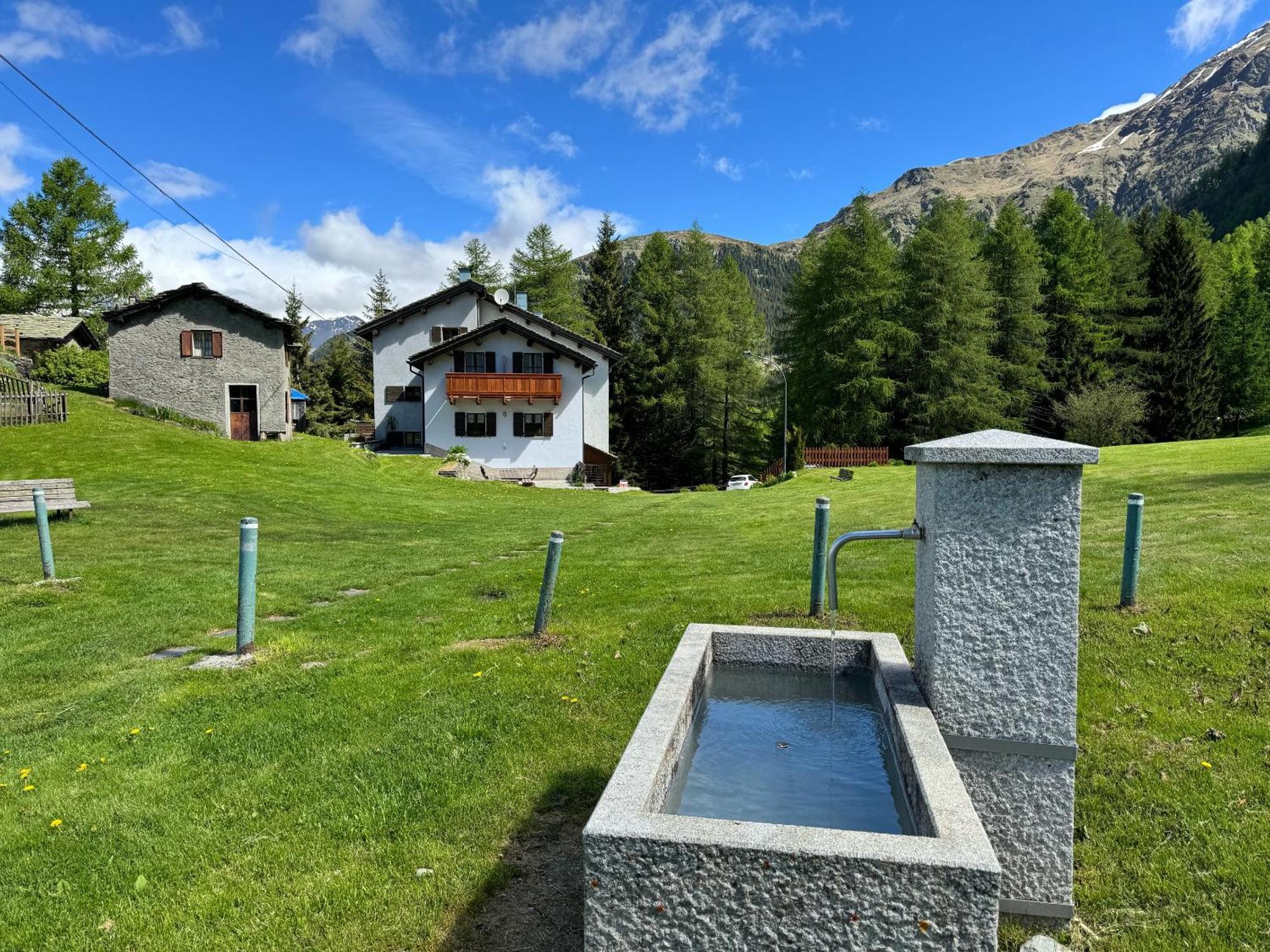 Hotel Miramonti Campodolcino Exteriör bild