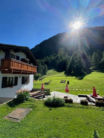 Hotel Miramonti Campodolcino Exteriör bild